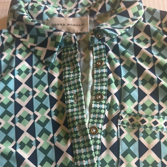 Donna Morgan Geometric Patterned Green white and Blue Dress w belt & buttons - Picture 10 of 14